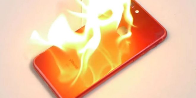 Видео: Новый красный iPhone 7 оказался огнеупорным