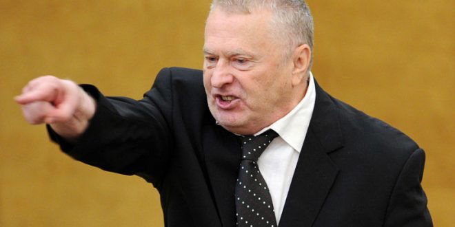 Фракция ЛДПР со скандалом покинула зал заседаний Госдумы, а Жириновский пообещал расстрелять оппонентов