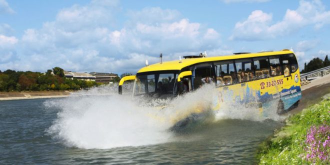 В Казахстане автобус со школьниками смыло с дороги потоком воды