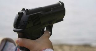 12-летний канадский школьник случайно застрелил своего друга из пистолета во время игры