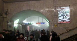 СМИ: В метро Петербурга использовалось взрывное устройство с поражающими элементами. В Сети появилось видео с места происшествия
