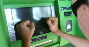 Житель Югры случайно сжег миллион рублей, пытаясь ограбить банкомат