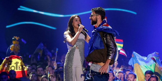 Джамала вступилась за пранкера, оголившего ягодицы во время ее выступления на «Евровидении»