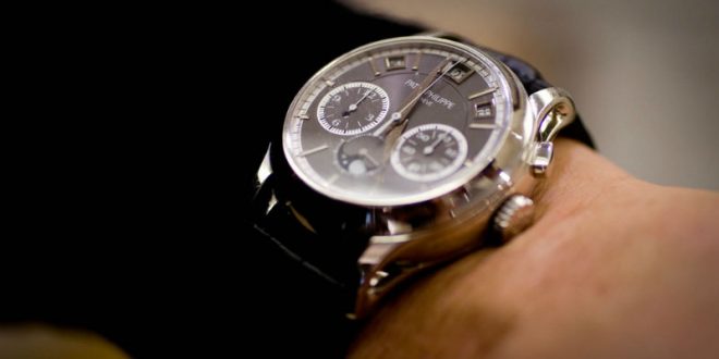 В Монако фейковые «часы Путина» ушли с молотка аукциона за миллион евро