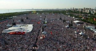 В Стамбуле 450-километровый «Марш справедливости» завершился многотысячным митингом оппозиции