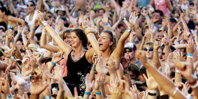 В Швеции пройдет рок-фестиваль без мужчин для профилактики сексуальных домогательств